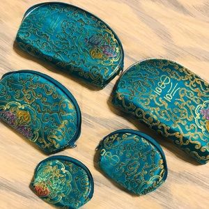 Set of 5 Cosmetic Bags